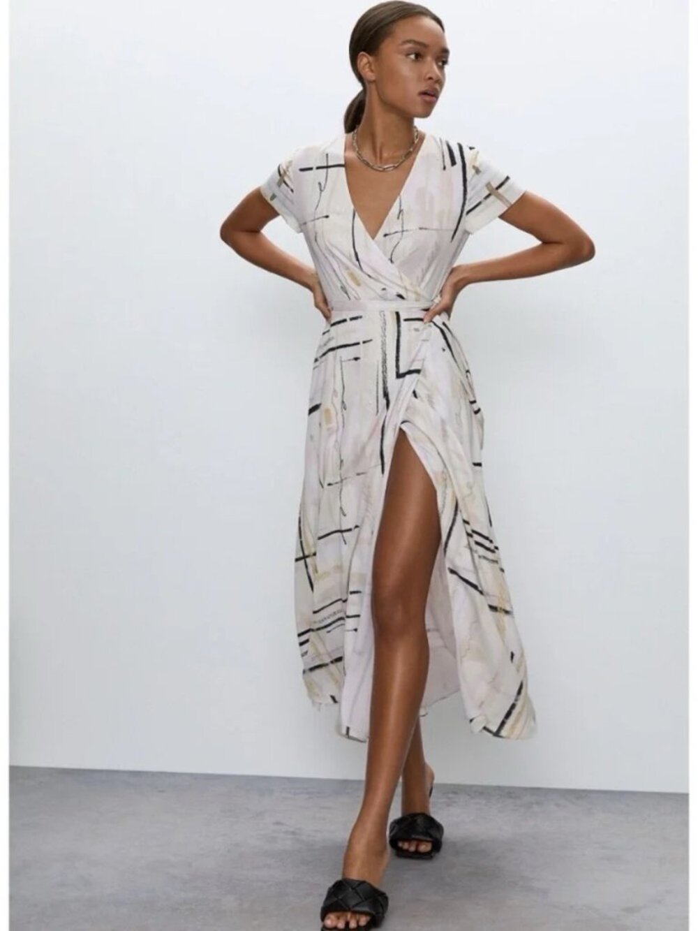 Aritzia Babaton Slit Wrap Midi Dress in Abstract Sketch